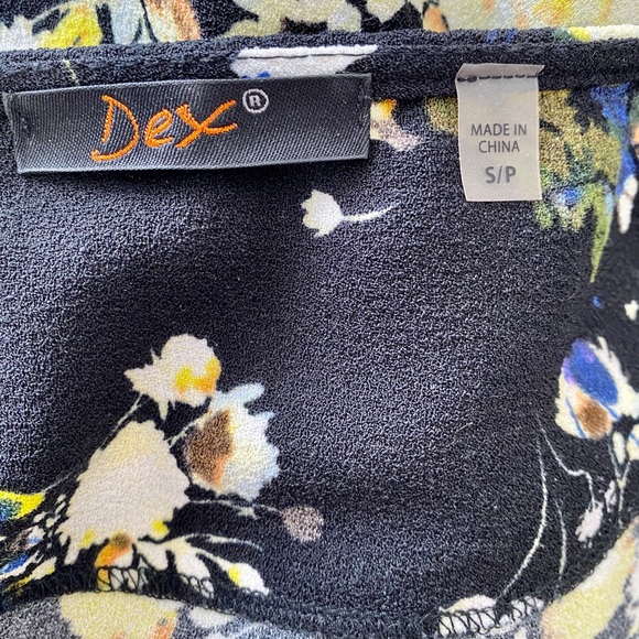 Dex Black short sleeve dress size small - Picture 5 of 8